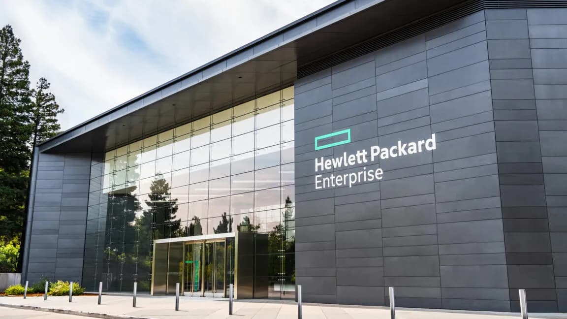 سال نرمافزار رایگان HPE؛ «گام در مسیر درست» در رقابت با VMware