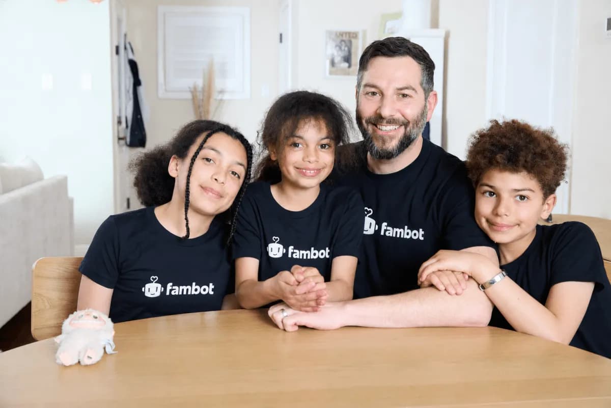 ربات خانوادگی Fambot: «رئیس کارکنان هوشمند» برای مدیریت امور خانواده