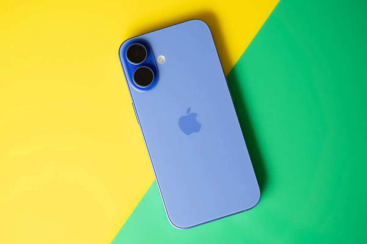 مالکان آیفون میتوانند برای دریافت سهم خود از ۲۵۰ میلیون دلار غرامت Siri اپل درخواست دهند.