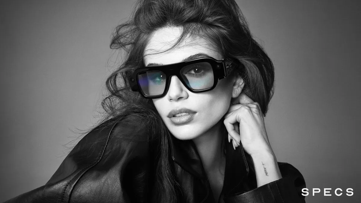 عینک ۲۰۰۰ دلاری اسنپ: آیا میتوان باهاش باحال به نظر رسید؟