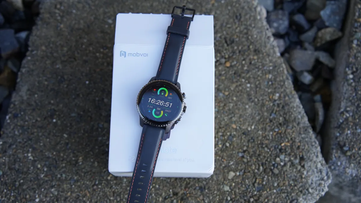 TicNote Watch retail package