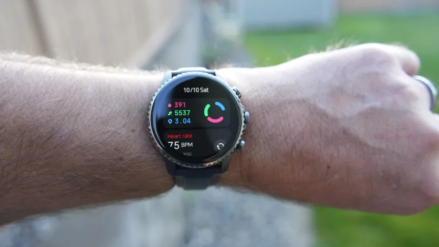 The TicNote Watch provides some basic fitness functions